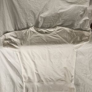 Sundays Women's Cream Short Sleeve Sweatshirt